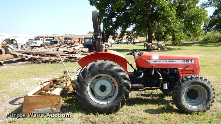 image for item EK9548 2004 Massey Ferguson 461 4WD tractor