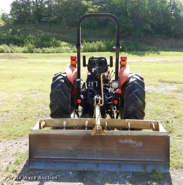 image for item EK9548 2004 Massey Ferguson 461 4WD tractor