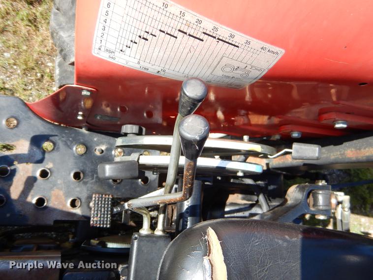 image for item EK9548 2004 Massey Ferguson 461 4WD tractor