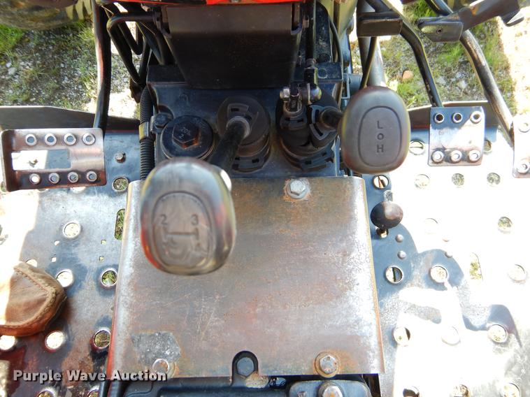 image for item EK9548 2004 Massey Ferguson 461 4WD tractor