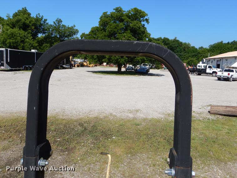 image for item EK9548 2004 Massey Ferguson 461 4WD tractor