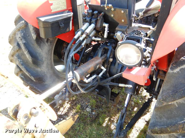 image for item EK9548 2004 Massey Ferguson 461 4WD tractor