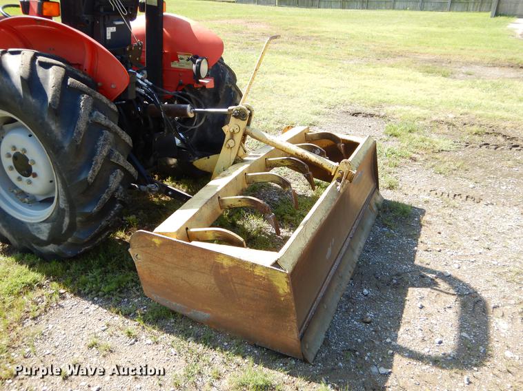 image for item EK9548 2004 Massey Ferguson 461 4WD tractor