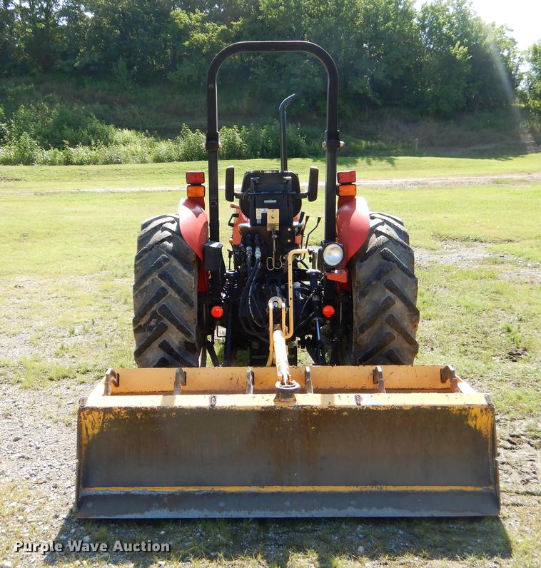 image for item EK9549 2006 Massey Ferguson 563 4WD tractor