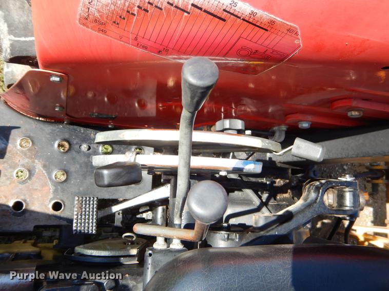 image for item EK9549 2006 Massey Ferguson 563 4WD tractor