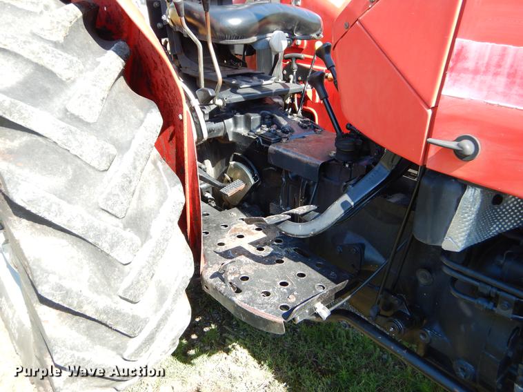 image for item EK9549 2006 Massey Ferguson 563 4WD tractor