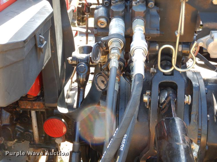 image for item EK9549 2006 Massey Ferguson 563 4WD tractor