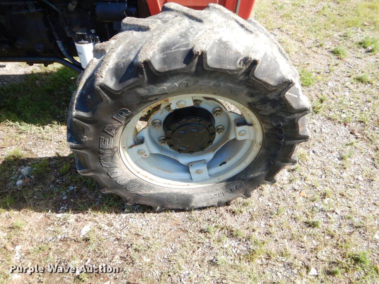 image for item EK9549 2006 Massey Ferguson 563 4WD tractor