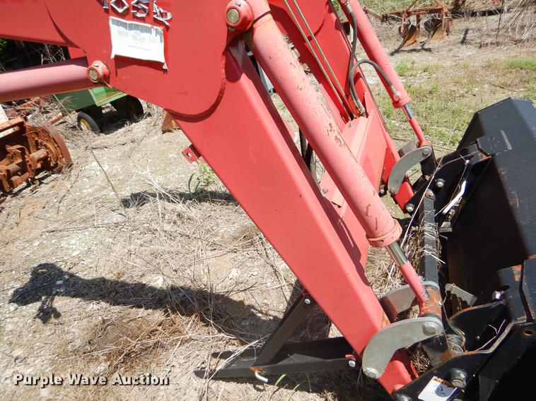 image for item EK9555 Massey Ferguson MF1055 loader