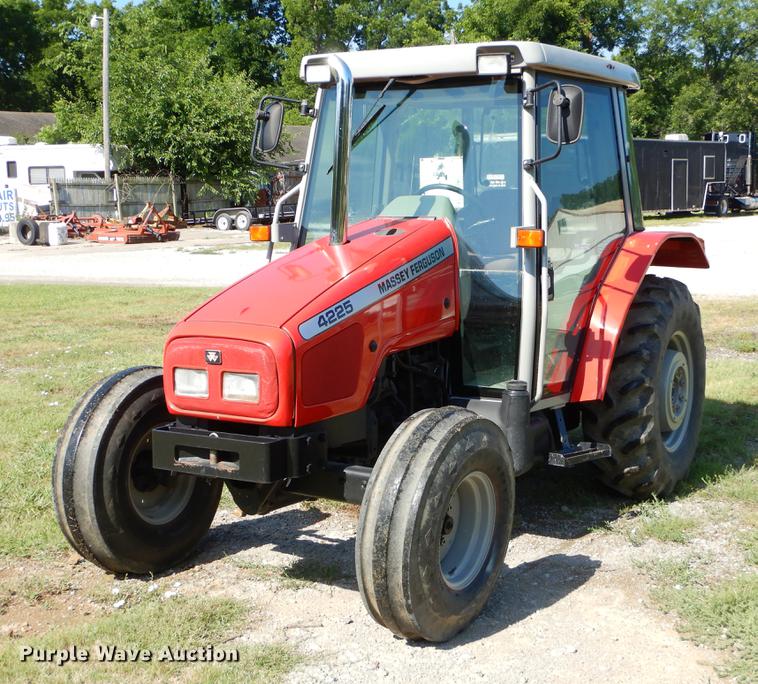 image for item EK9556 1998 Massey Ferguson 4225 tractor