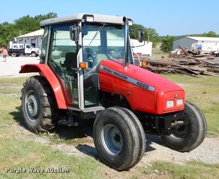 image for item EK9556 1998 Massey Ferguson 4225 tractor