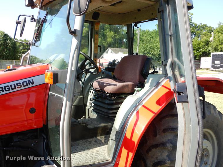 image for item EK9556 1998 Massey Ferguson 4225 tractor