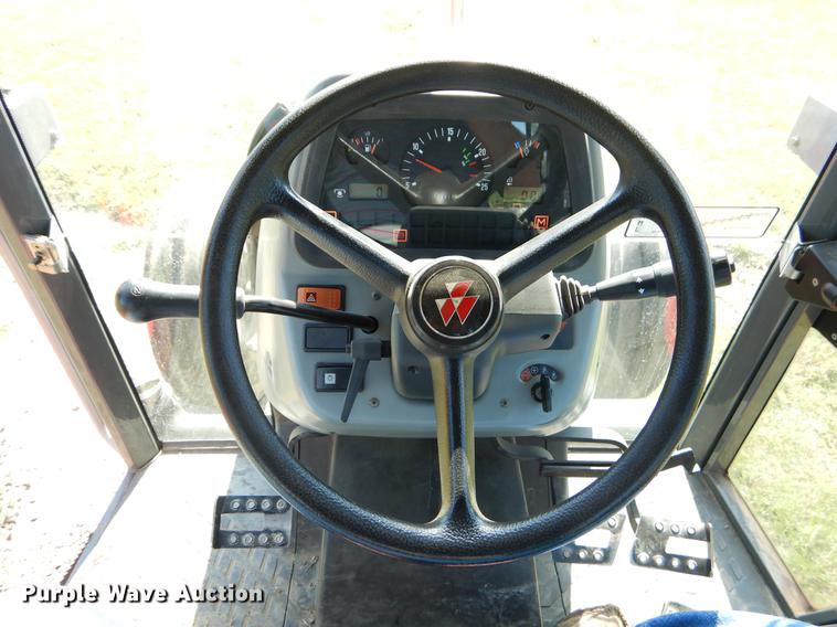 image for item EK9556 1998 Massey Ferguson 4225 tractor