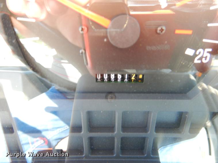 image for item EK9556 1998 Massey Ferguson 4225 tractor