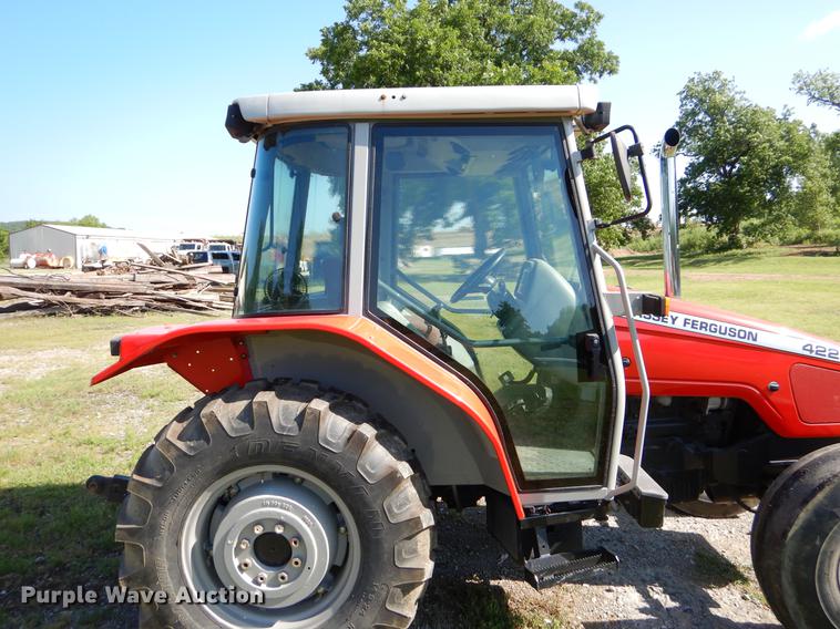 image for item EK9556 1998 Massey Ferguson 4225 tractor