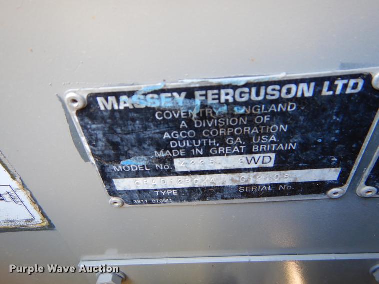 image for item EK9556 1998 Massey Ferguson 4225 tractor