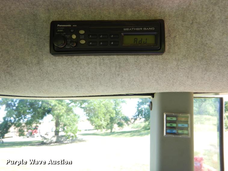 image for item EK9561 2006 Massey Ferguson 3625 4WD tractor