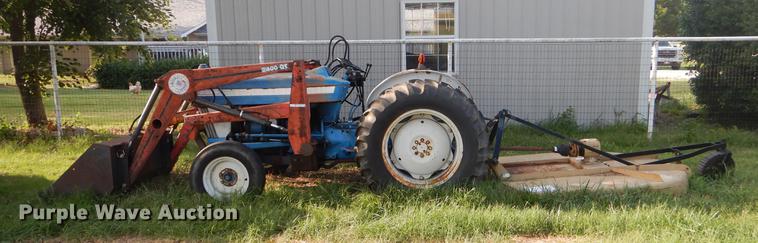image for item EK9572 Ford 2310 tractor