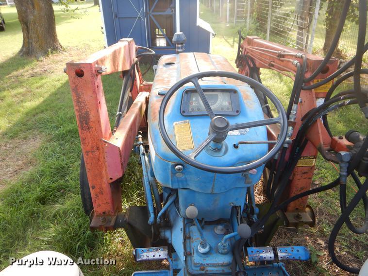 image for item EK9572 Ford 2310 tractor