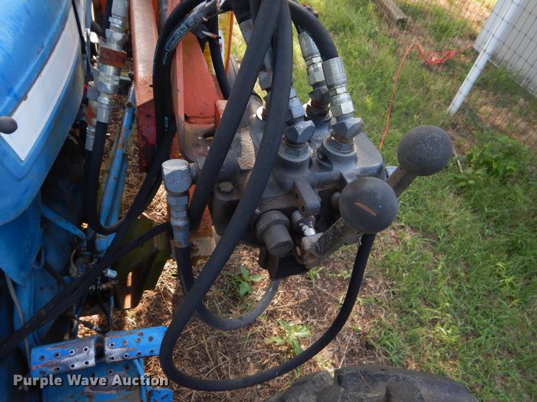 image for item EK9572 Ford 2310 tractor