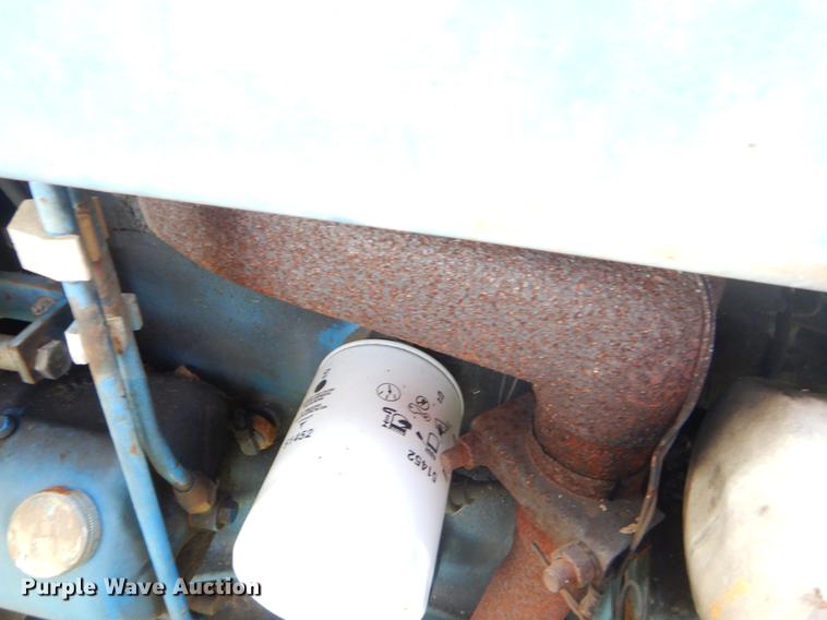 image for item EK9572 Ford 2310 tractor