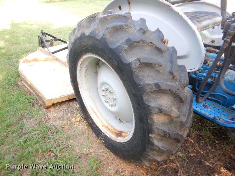 image for item EK9572 Ford 2310 tractor