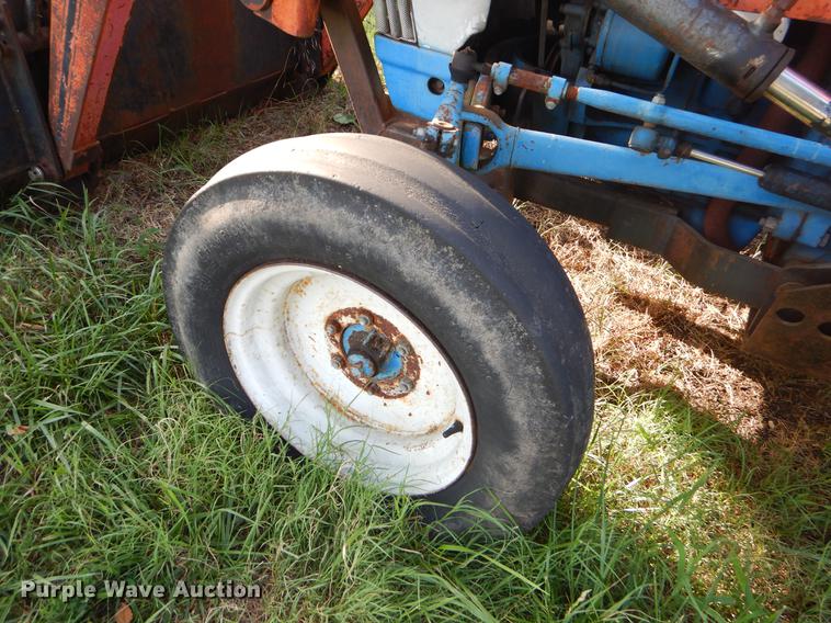 image for item EK9572 Ford 2310 tractor