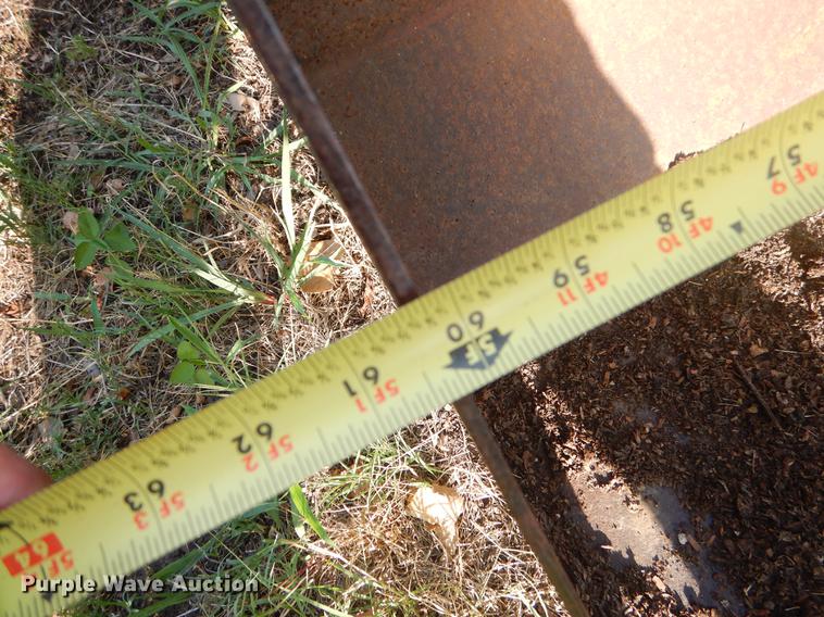 image for item EK9572 Ford 2310 tractor