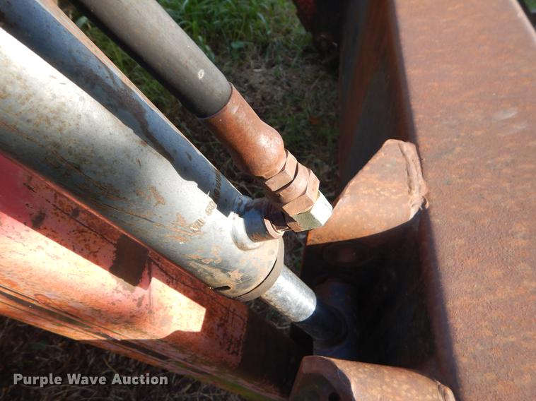 image for item EK9572 Ford 2310 tractor