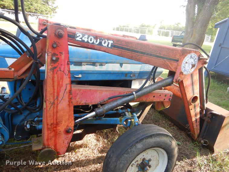 image for item EK9572 Ford 2310 tractor
