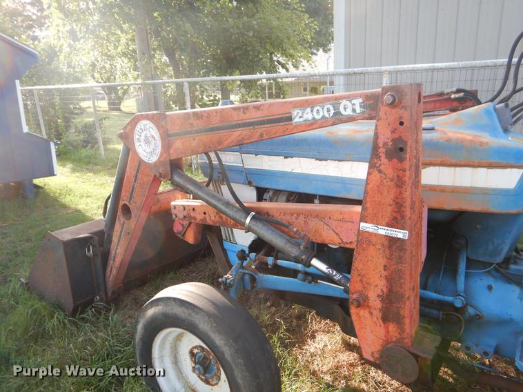 image for item EK9572 Ford 2310 tractor
