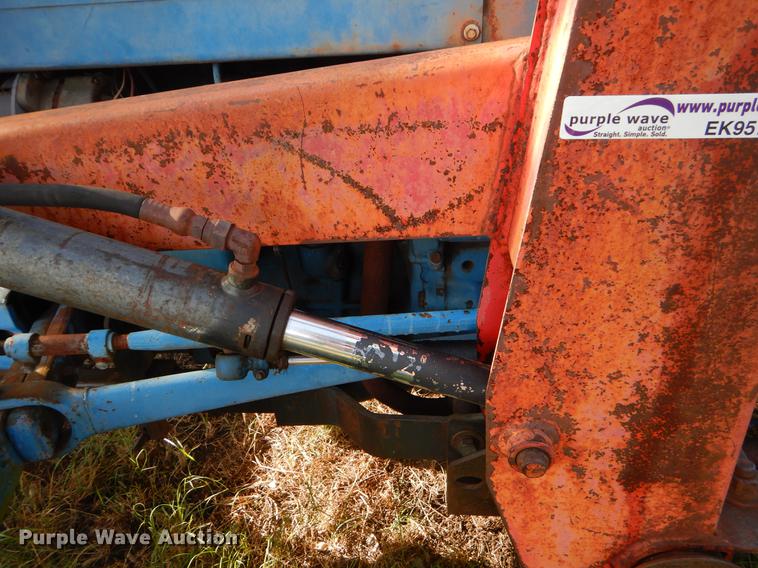image for item EK9572 Ford 2310 tractor