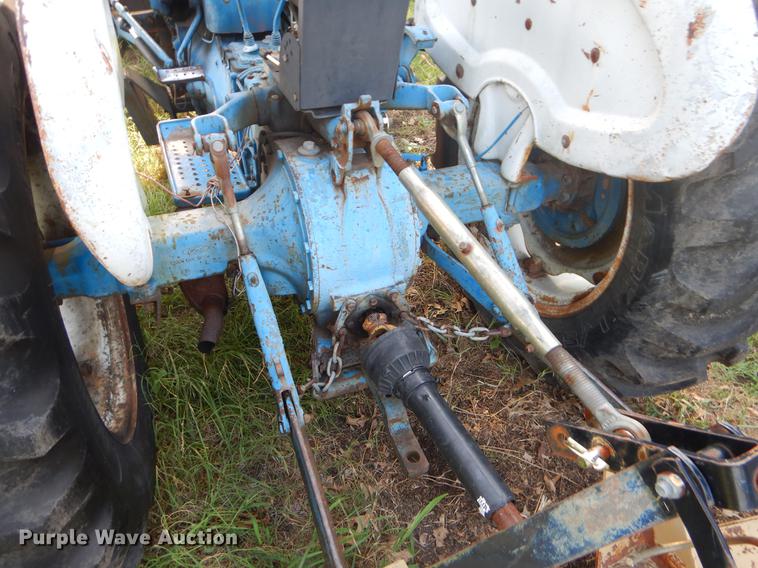 image for item EK9572 Ford 2310 tractor