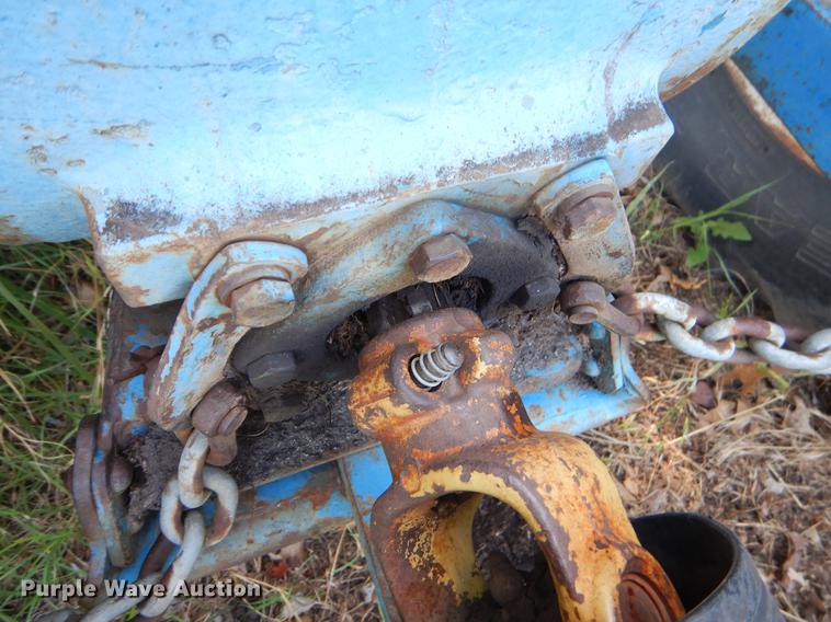 image for item EK9572 Ford 2310 tractor