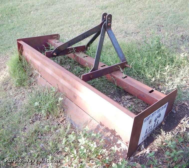 image for item EK9572 Ford 2310 tractor