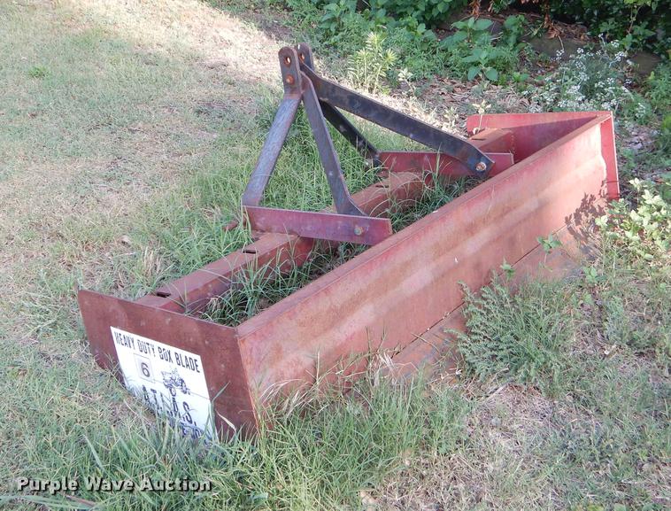 image for item EK9572 Ford 2310 tractor