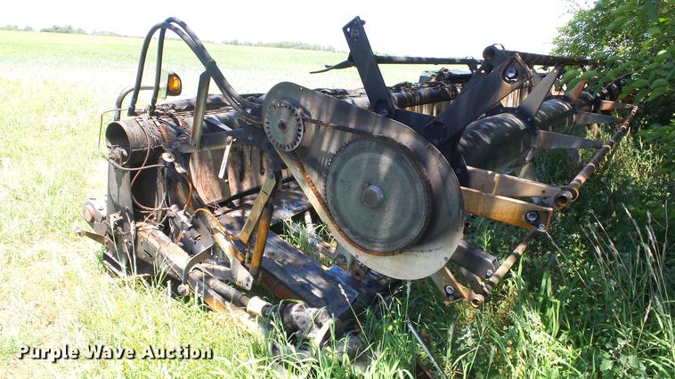 image for item ER9549 2011 AGCO Dyna flex head