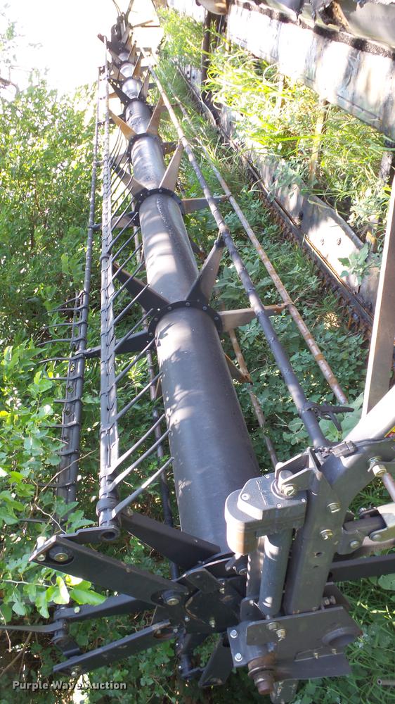 image for item ER9549 2011 AGCO Dyna flex head