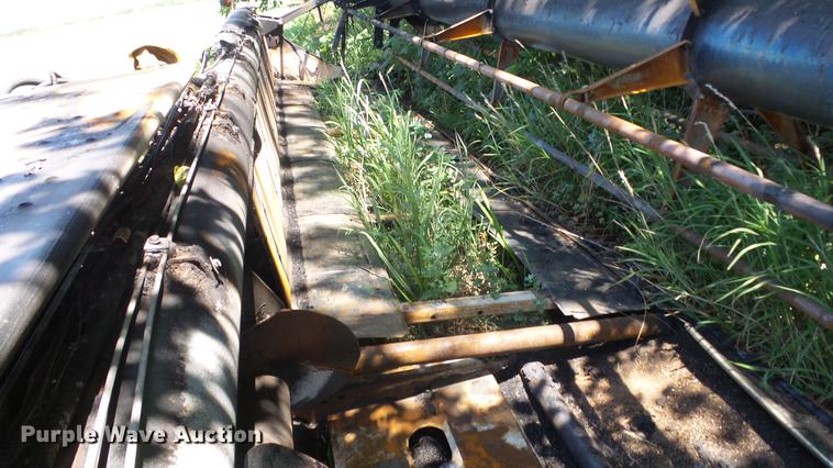 image for item ER9549 2011 AGCO Dyna flex head