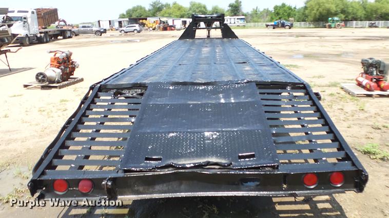 image for item ET9332 2002 PJ equipment trailer