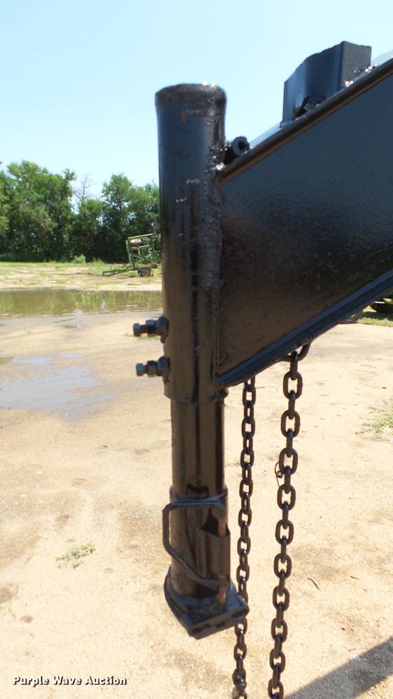 image for item ET9332 2002 PJ equipment trailer