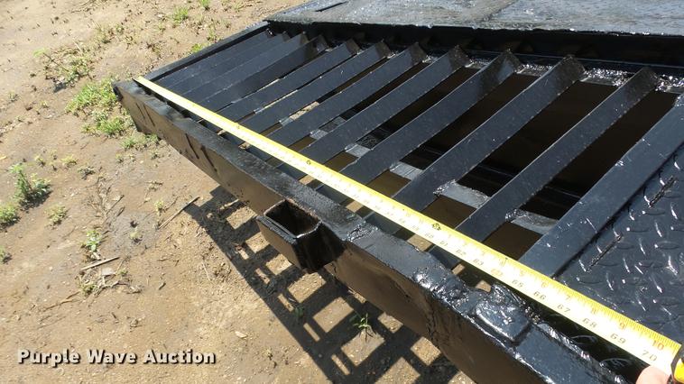 image for item ET9332 2002 PJ equipment trailer