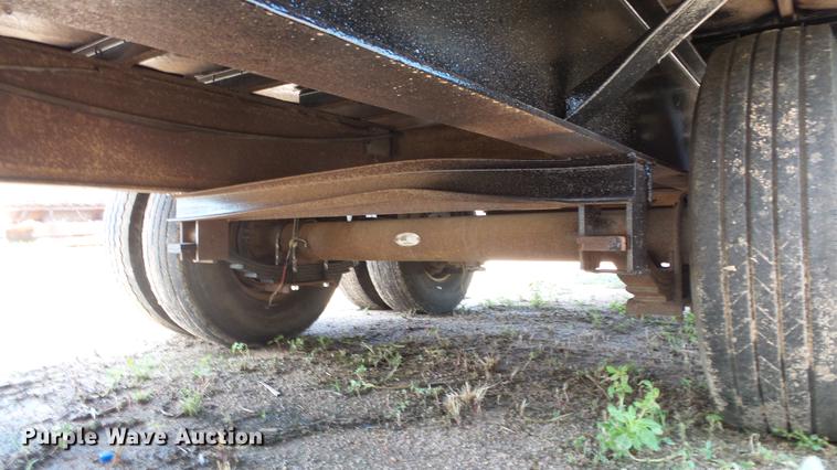 image for item ET9332 2002 PJ equipment trailer