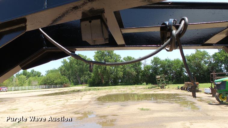 image for item ET9332 2002 PJ equipment trailer