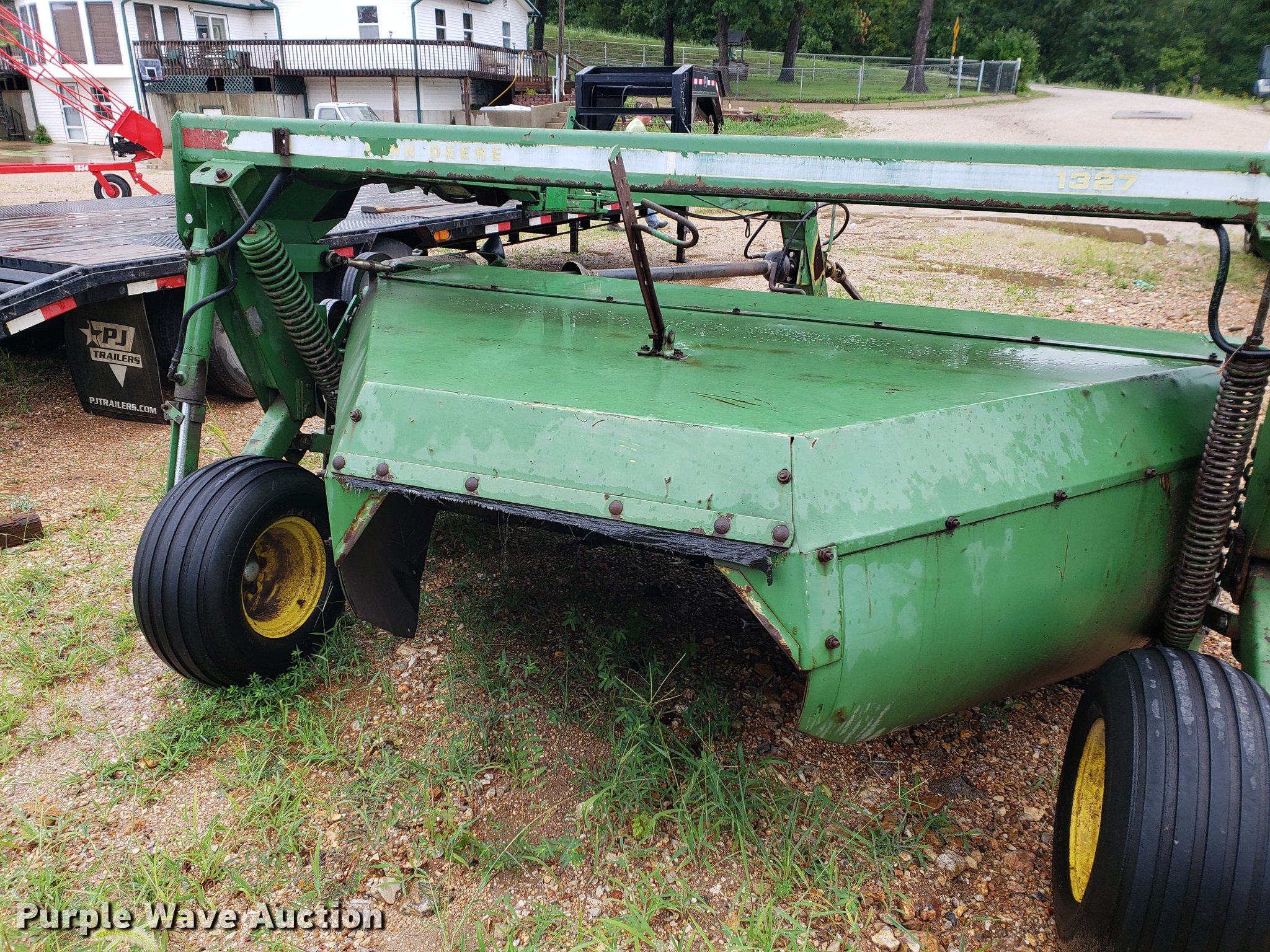 John Deere 1327 discbine mower conditioner in Gravois Mills, MO Item