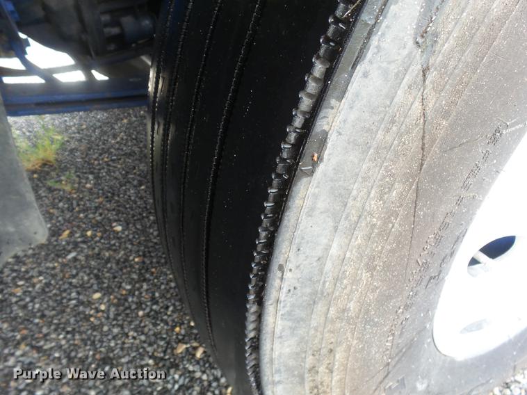 image for item DB7101 2007 Mack Vision CXN613 semi truck