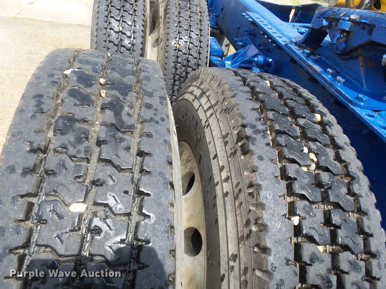 image for item DB7101 2007 Mack Vision CXN613 semi truck