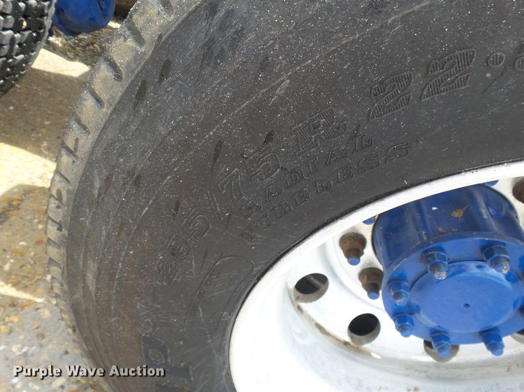 image for item DB7101 2007 Mack Vision CXN613 semi truck