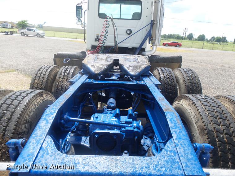 image for item DB7101 2007 Mack Vision CXN613 semi truck