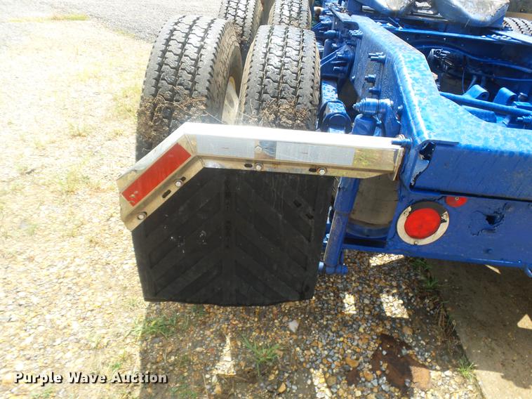 image for item DB7101 2007 Mack Vision CXN613 semi truck